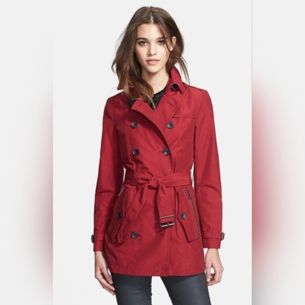 Burberry Women's Trench Coat Jacket Red Brookesby Short Length Size 2 US